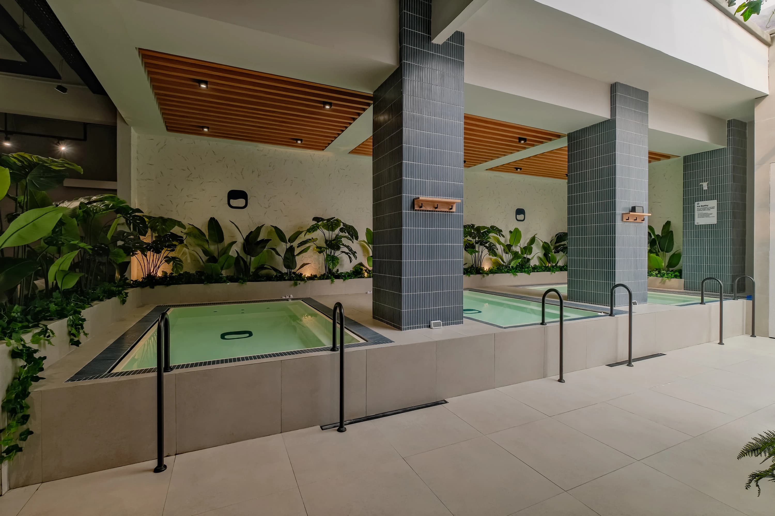 The Ice Bath, Jakarta — photo 5